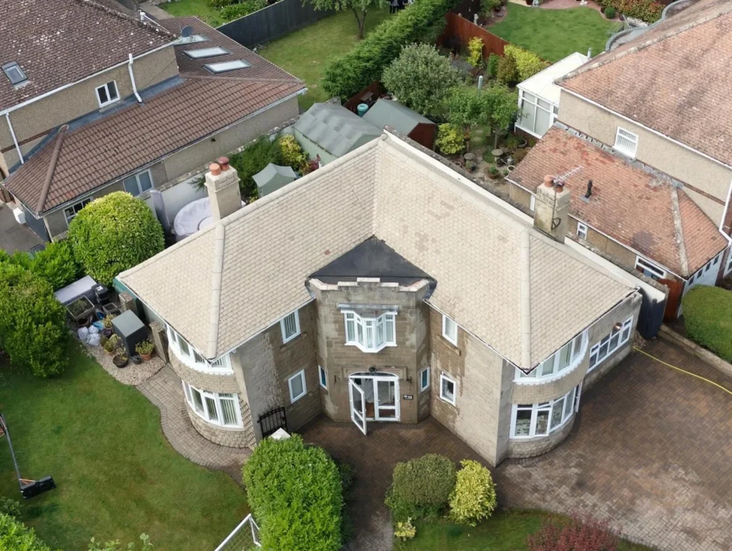 roof cleaning cirencester