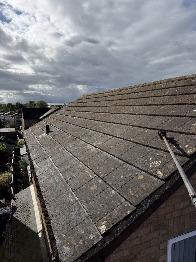 Roof cleaning in Carterton by Cotswold Roof Cleaning
